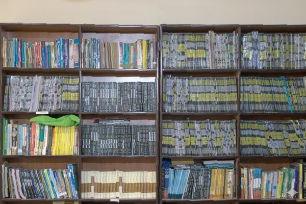 cats_college_library (4)